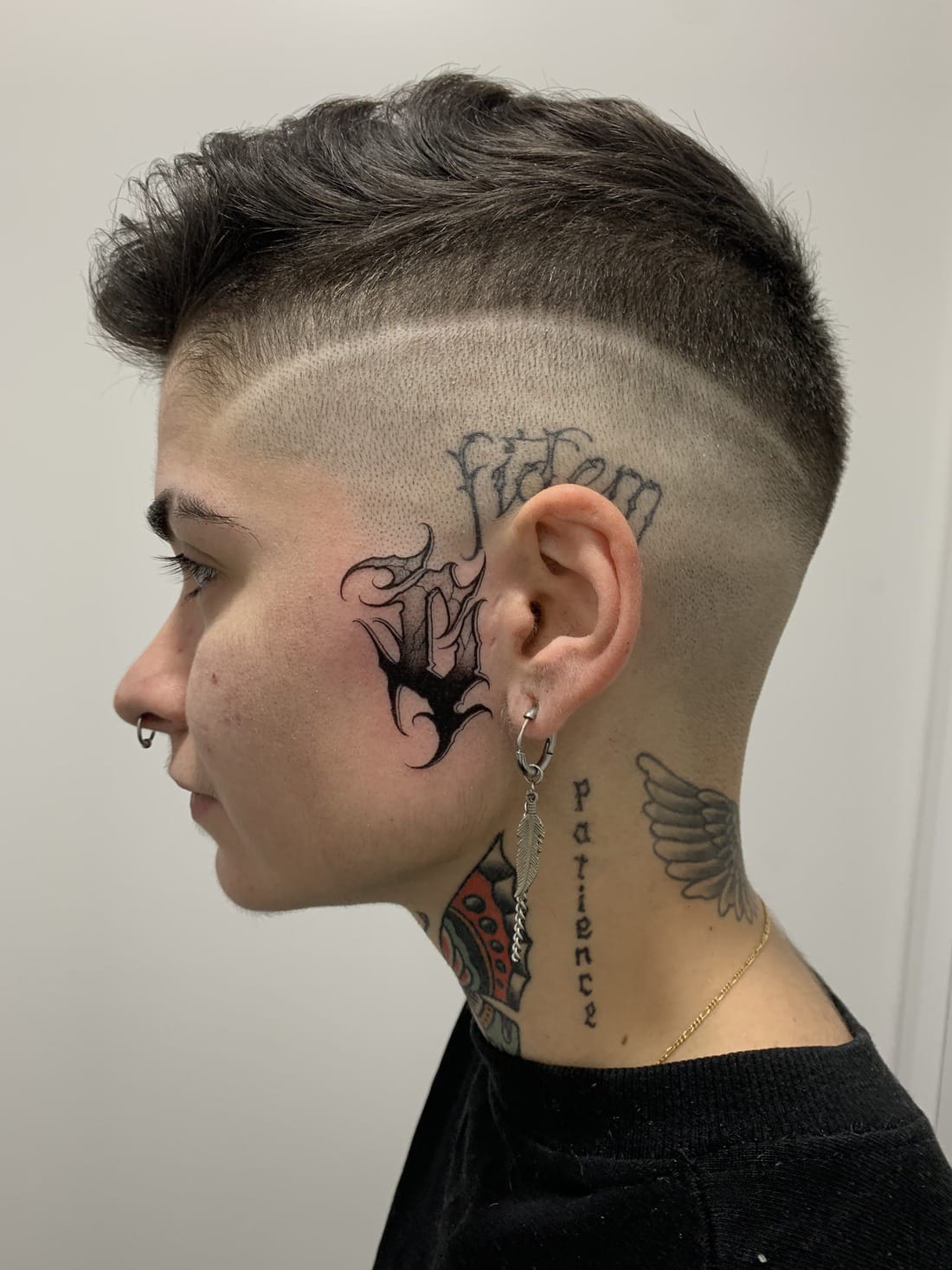 Tatuaje en la cara